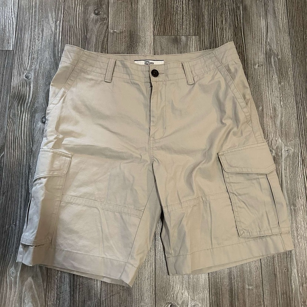 Tommy Hilfiger Beige Cargo Shorts